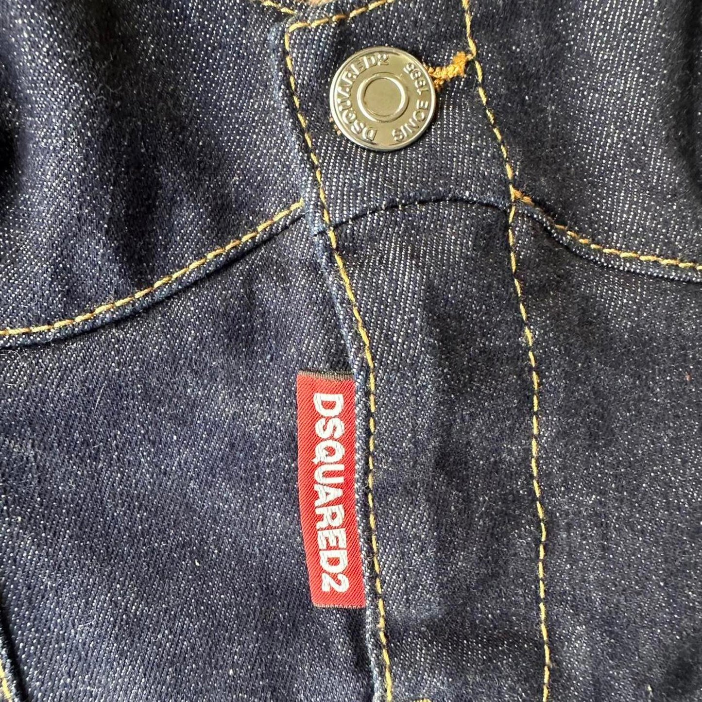 Dsquared2