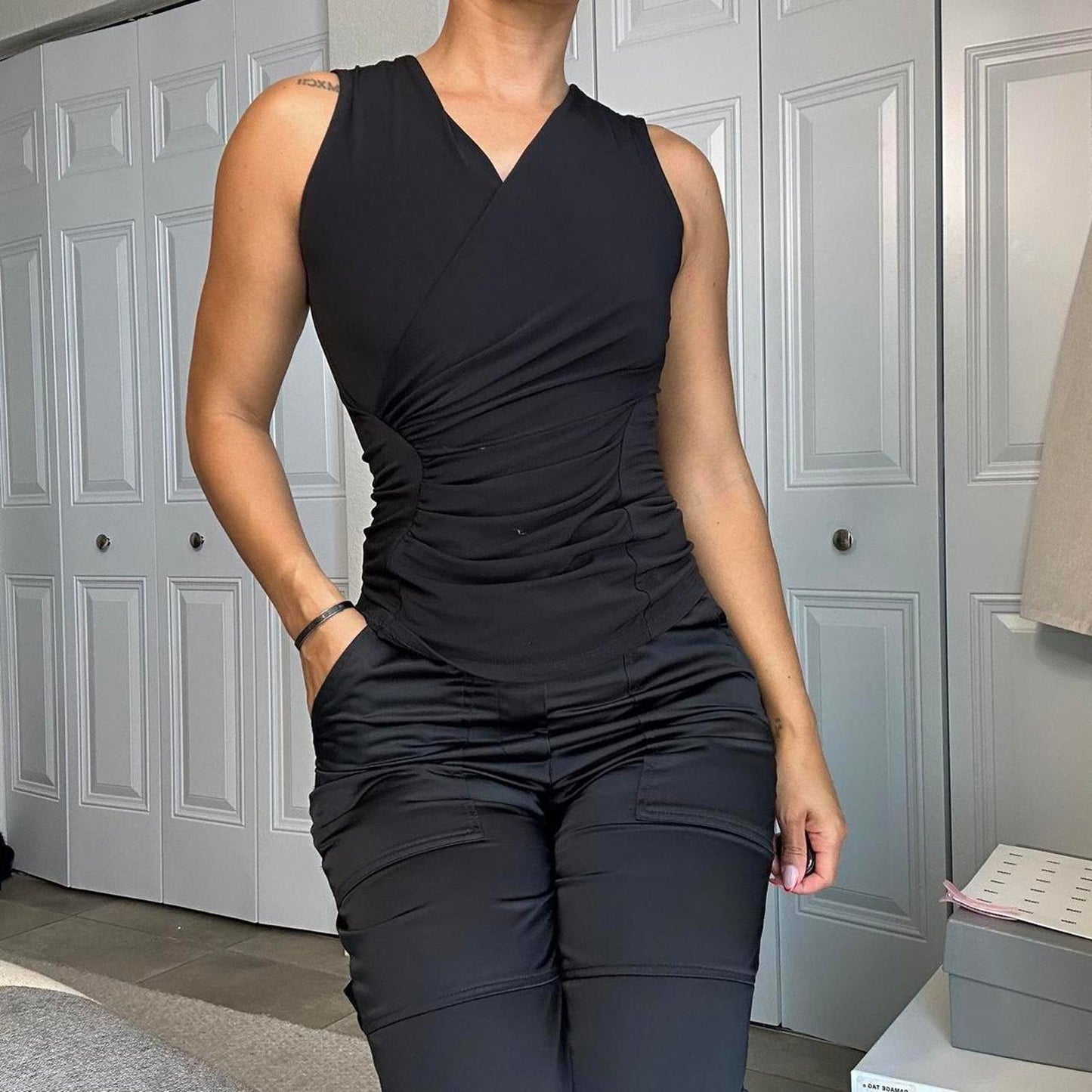 DKNY