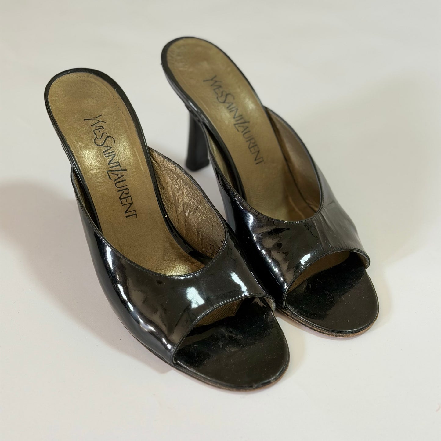 Yves Saint Laurent