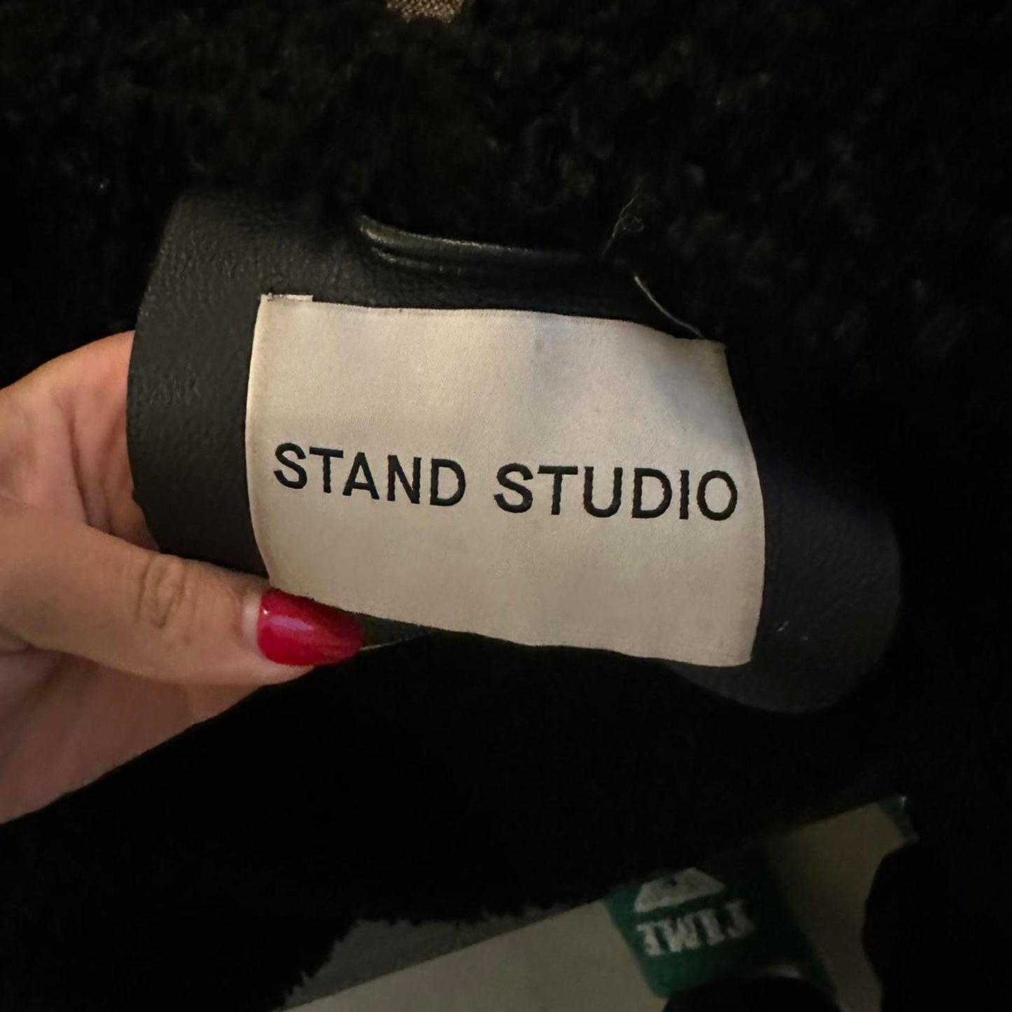 Stand Studio